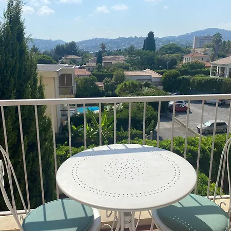 Apartman T2 Climatise Avec Parking Prive - 10 Min Des Plages